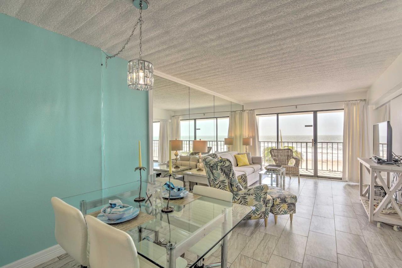 Apartment Oceanfront With Balcony And View! *