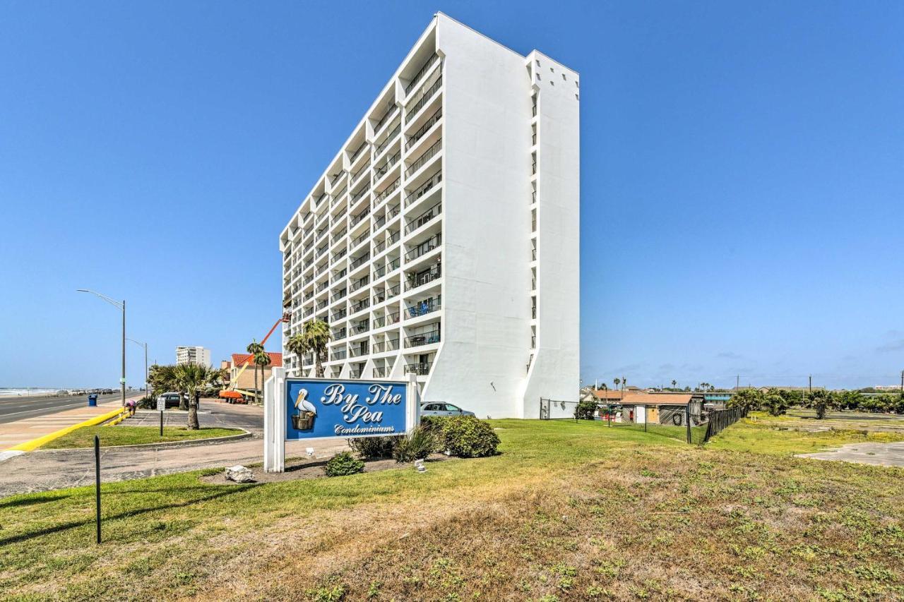 Oceanfront With Balcony And View! Galveston