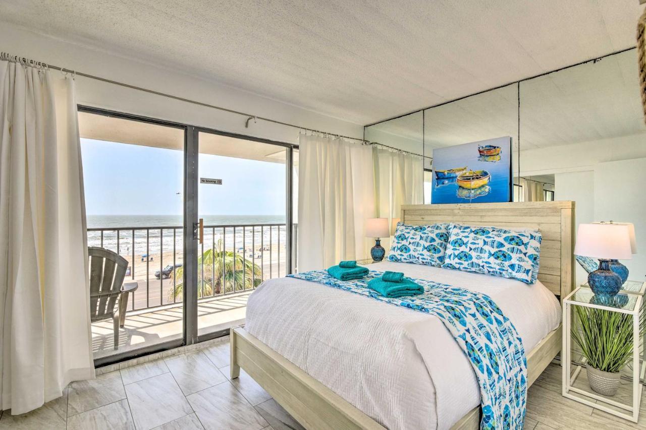 Apartment Oceanfront With Balcony And View! *